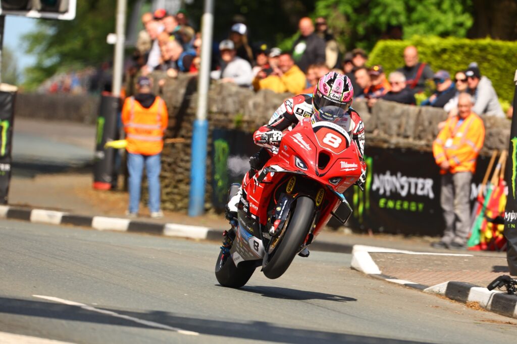 Triple 12 for BMW M 1000 RR Racers at 2024 Isle of Man TT moto+match